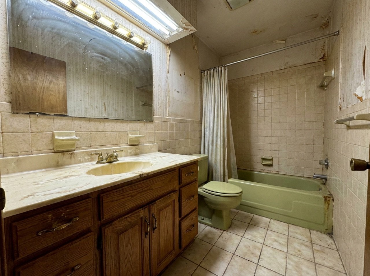 Bathroom before